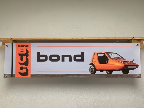 Bond bug auto banner - bug, retro